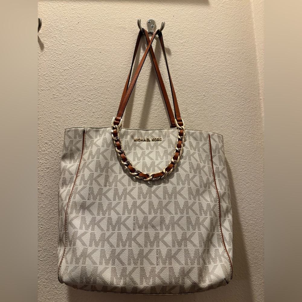 Michael Kors white & tan carryall logo